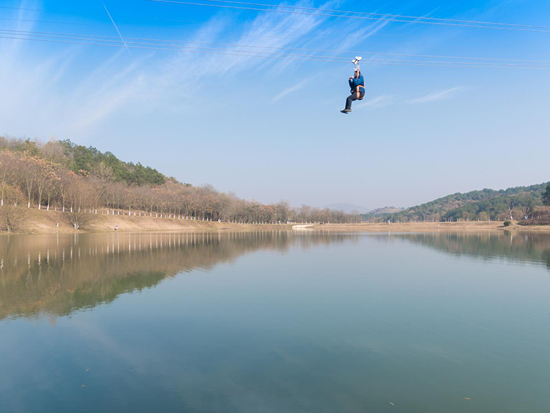哪些地方不能搭建滑索，景區(qū)滑索廠家來解答